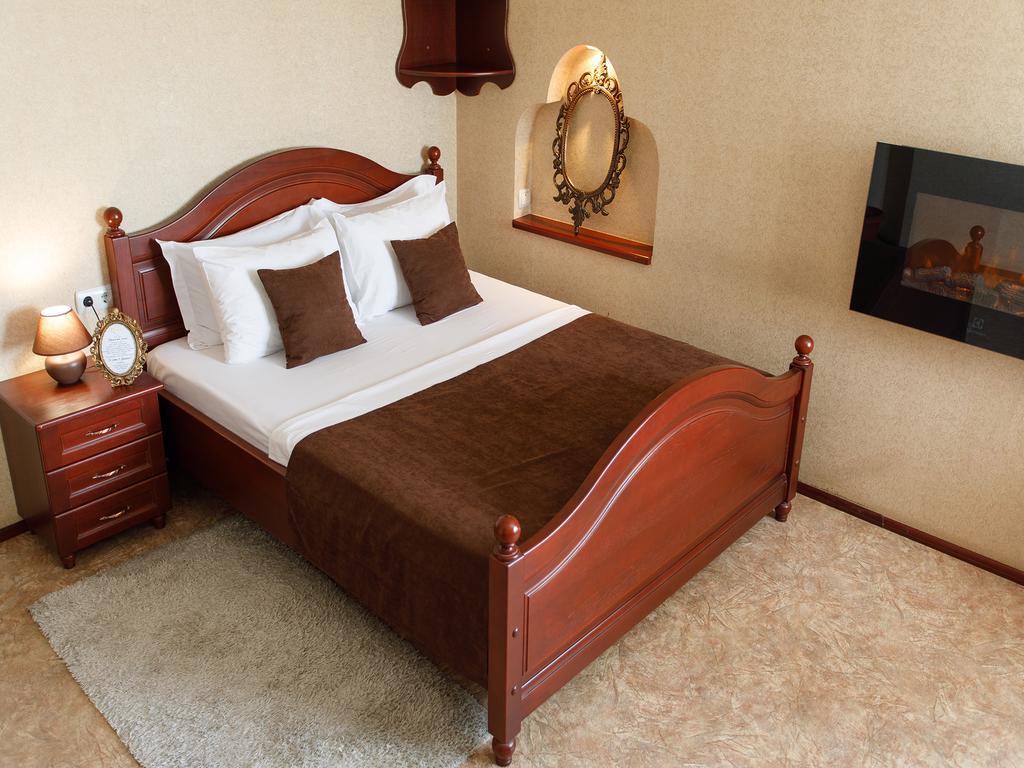 Studio De Luxe With Jacuzzi Суми Екстериор снимка